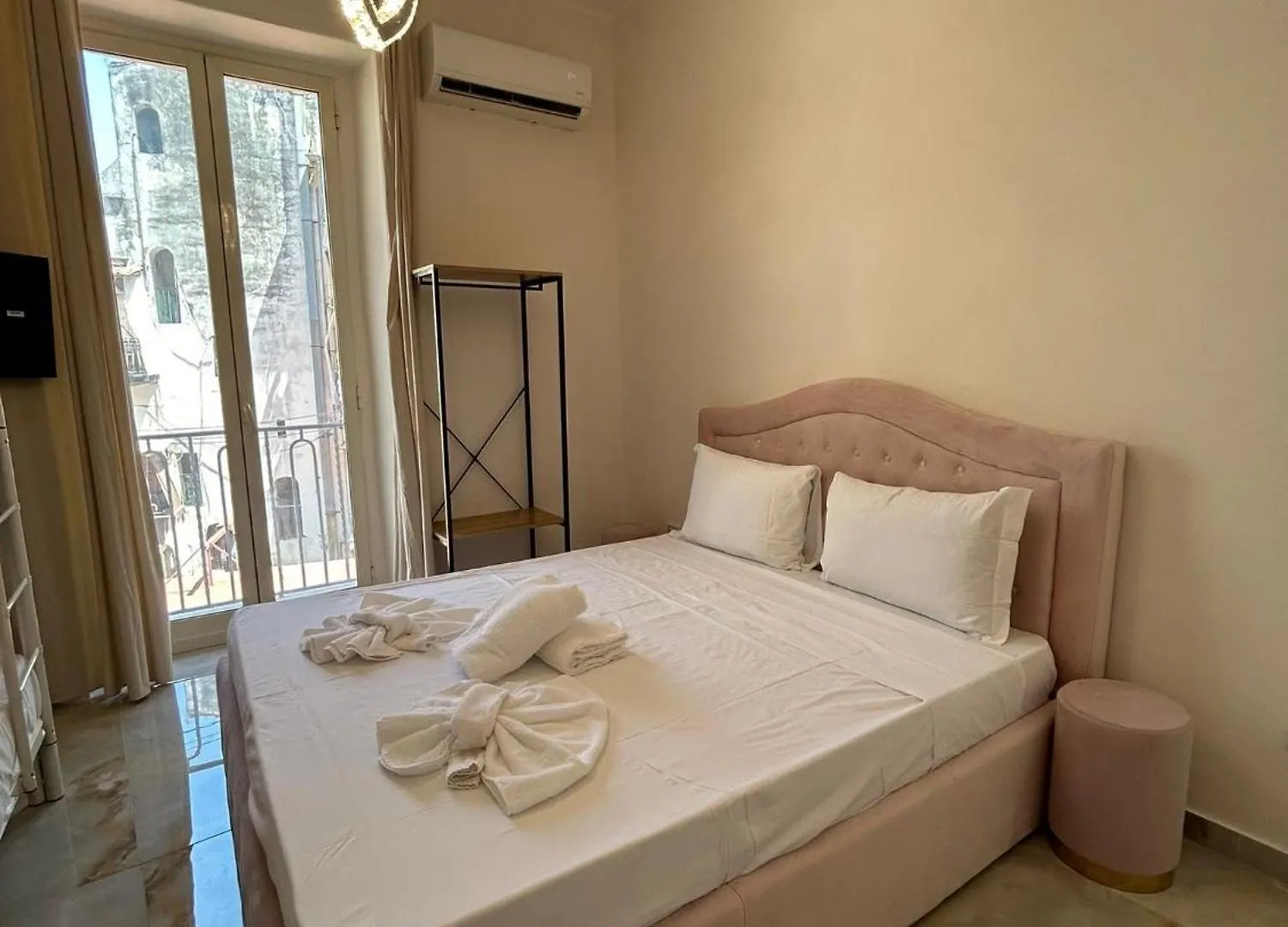 Valentino House Vico Mattonelle 48 Apartman Nápoly